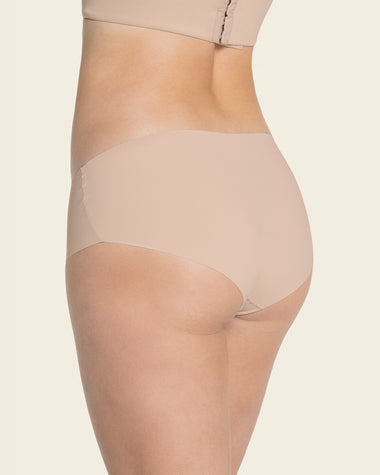 Seamless Cheeky Panty with Lace Inserts