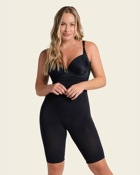 Invisible extra high-waisted shaper short#color_700-black