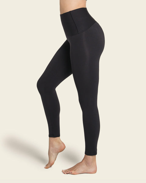 Super-soft moderate compression butt lift legging activelife#color_700-black