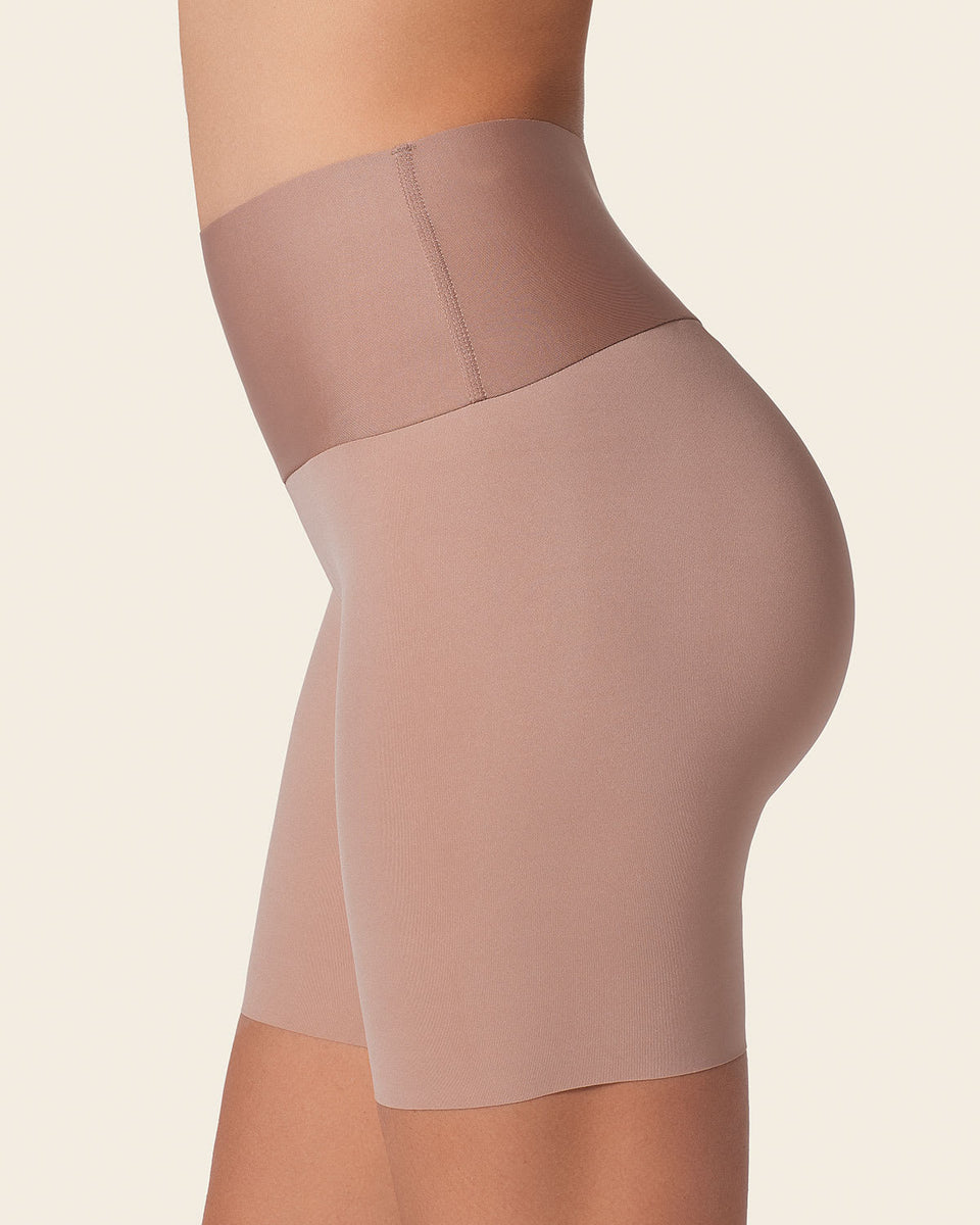 Stay-in-place seamless slip short