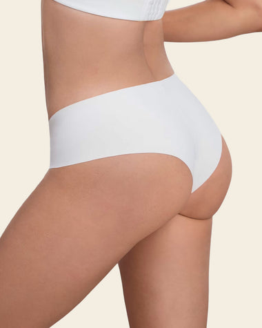 Totally Seamless Mid-Rise Microfiber Cheeky Panty#color_000-white